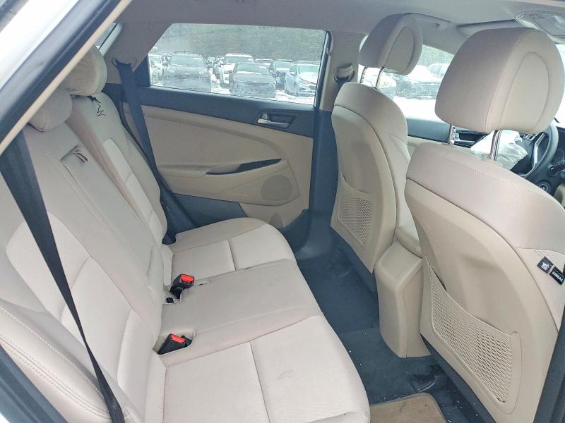 Photo 11 from auction – 2017 HYUNDAI TUCSON LIM with VIN KM8J3CA45HU565116