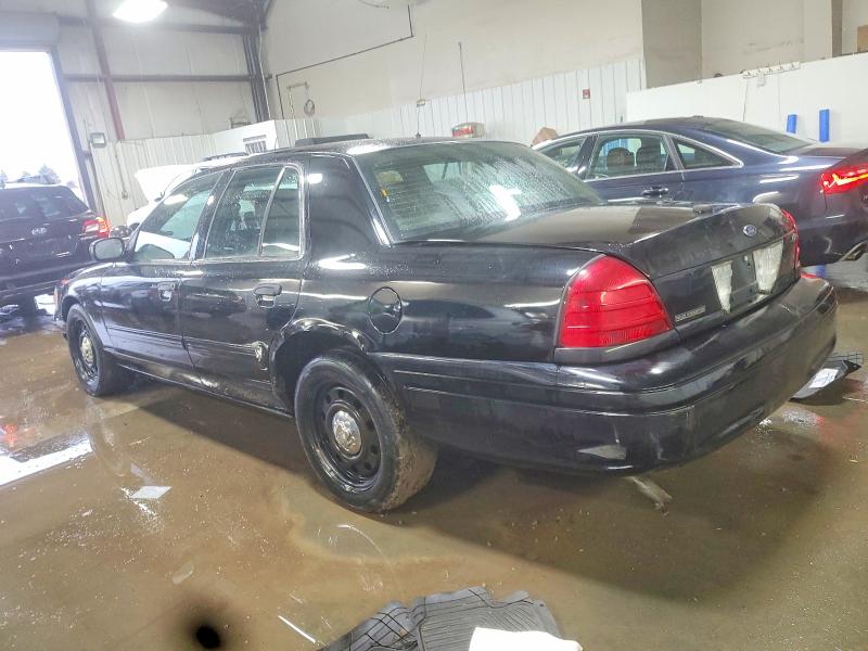 Photo 2 from auction – 2011 FORD CROWN VICTORIA with VIN 2FABP7BV6BX102001