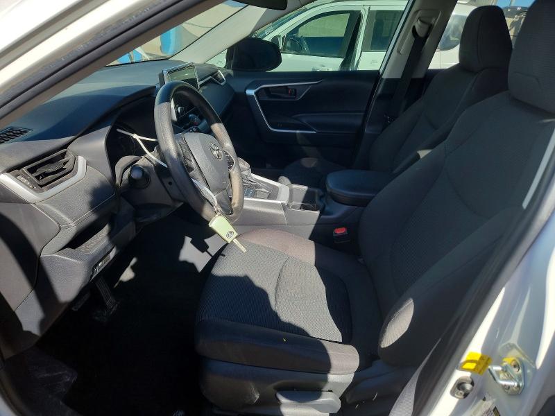 Photo 7 from auction – 2023 TOYOTA RAV4 with VIN 2T3F1RFV0PC337967