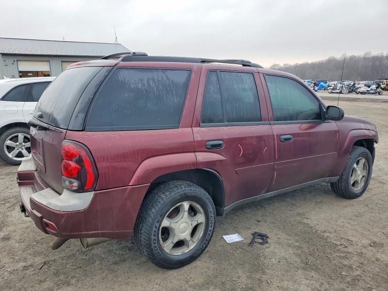 Photo 3 from auction – 2007 CHEVROLET TRAILBLAZE with VIN 1GNDS13S172134259