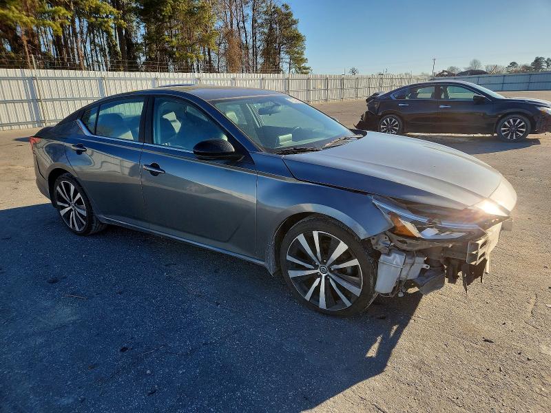 Photo 4 from auction – 2019 NISSAN ALTIMA with VIN 1N4BL4CV1KC247887