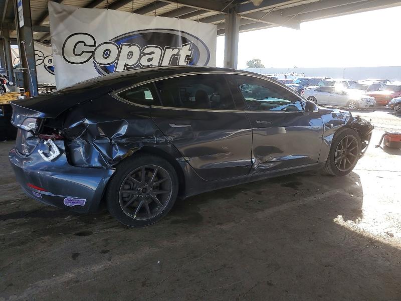 Photo 3 from auction – 2018 TESLA MODEL 3 with VIN 5YJ3E1EB9JF119506