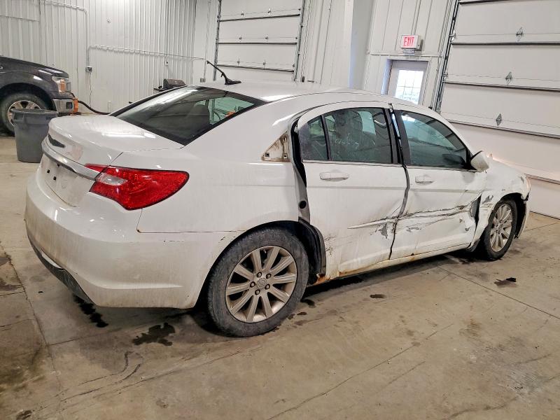 Photo 3 from auction – 2011 CHRYSLER 200 TOURIN with VIN 1C3BC1FG2BN577374