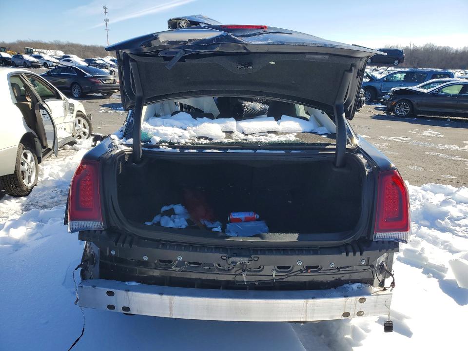 Photo 6 from auction – 2022 CHRYSLER 300 with VIN 2C3CCAAG4NH174411