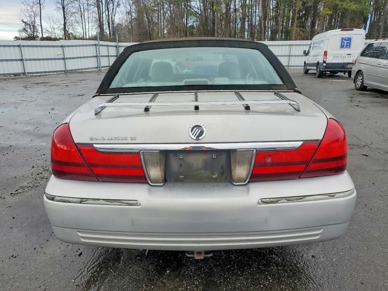 Photo 6 from auction – 2004 MERCURY GRAND MARQ with VIN 2MEFM74W14X673648