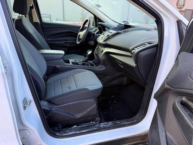 Photo 5 from auction – 2017 FORD ESCAPE S with VIN 1FMCU0F77HUE55806