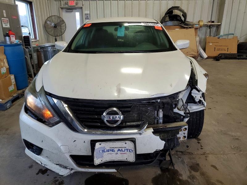 Photo 5 from auction – 2018 NISSAN ALTIMA with VIN 1N4AL3AP2JC146155