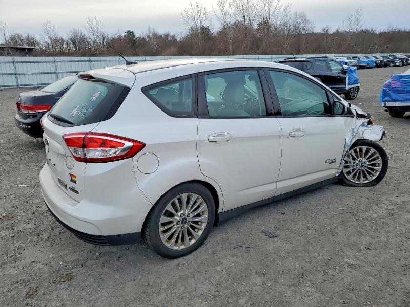 Zdjęcie 3 z aukcji – 2017 FORD C-MAX SE z VIN 1FADP5EU7HL103177