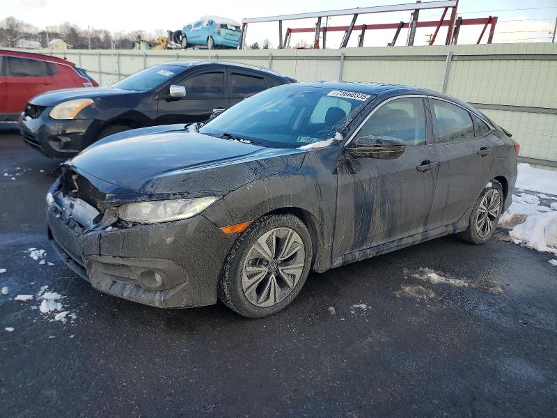 Photo 1 from auction – 2017 HONDA CIVIC with VIN 19XFC1F73HE202393