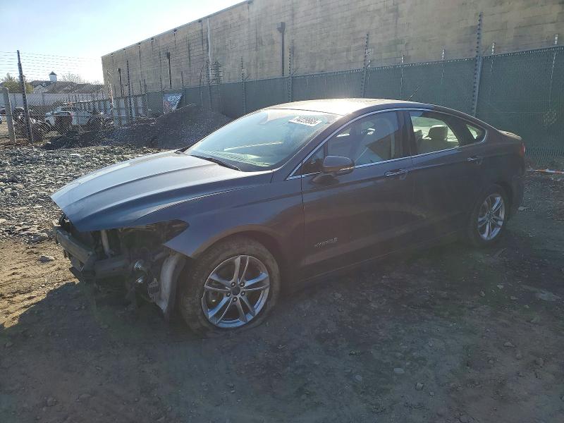 FORD FUSION TIT 2015 with VIN 3FA6P0RU0FR200158 - Photo from auction