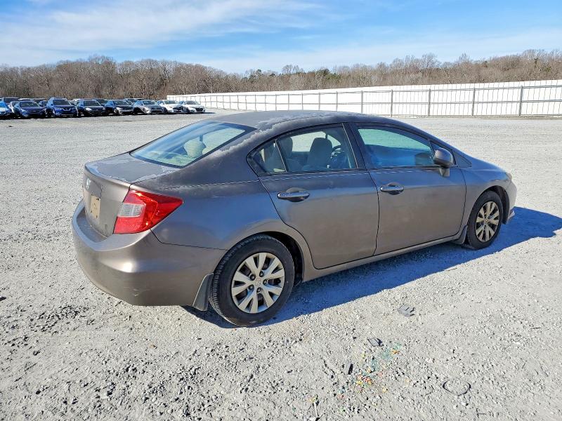 Photo 3 from auction – 2012 HONDA CIVIC LX with VIN 2HGFB2F57CH564748