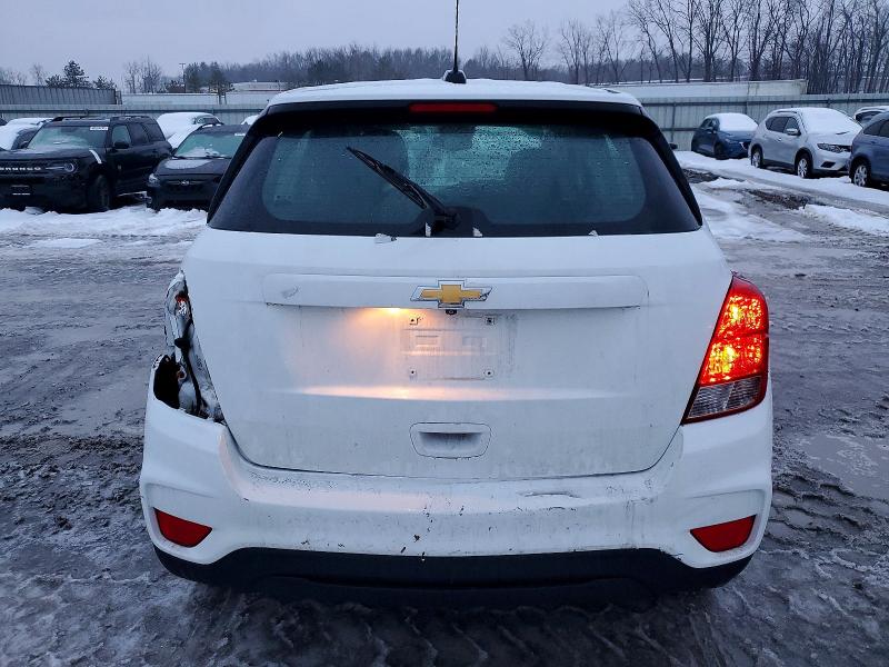 Photo 6 from auction – 2018 CHEVROLET TRAX LS with VIN KL7CJKSB9JB549784