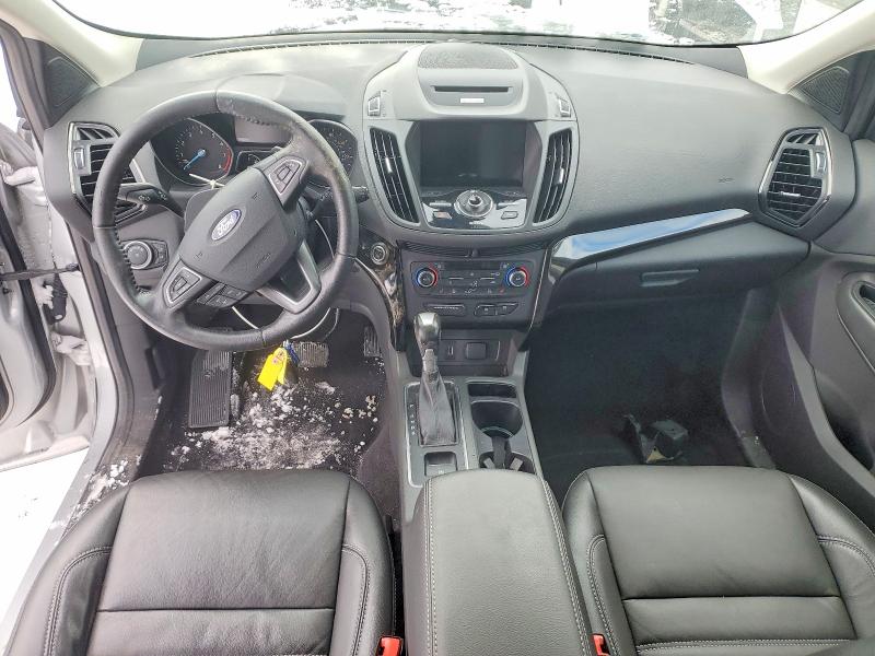 Photo 8 from auction – 2017 FORD ESCAPE with VIN 1FMCU0JDXHUE70099