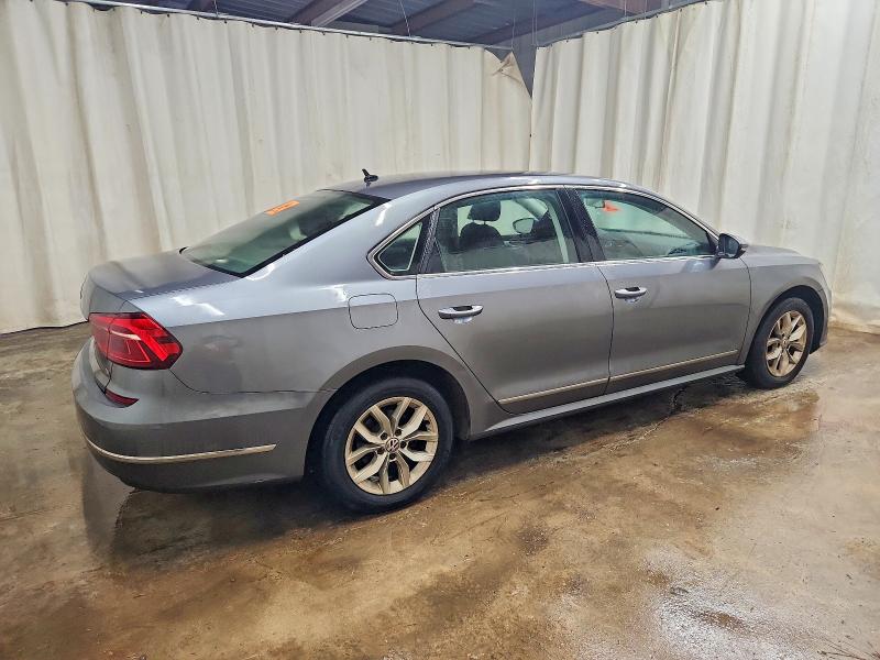 Photo 3 from auction – 2017 VOLKSWAGEN PASSAT S with VIN 1VWAT7A35HC042202