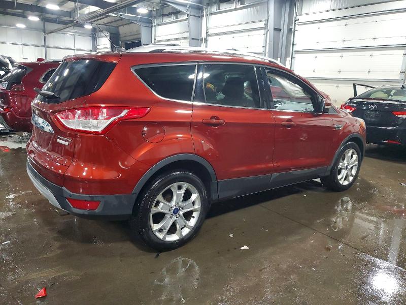 Photo 3 from auction – 2016 FORD ESCAPE with VIN 1FMCU0JX3GUC27260