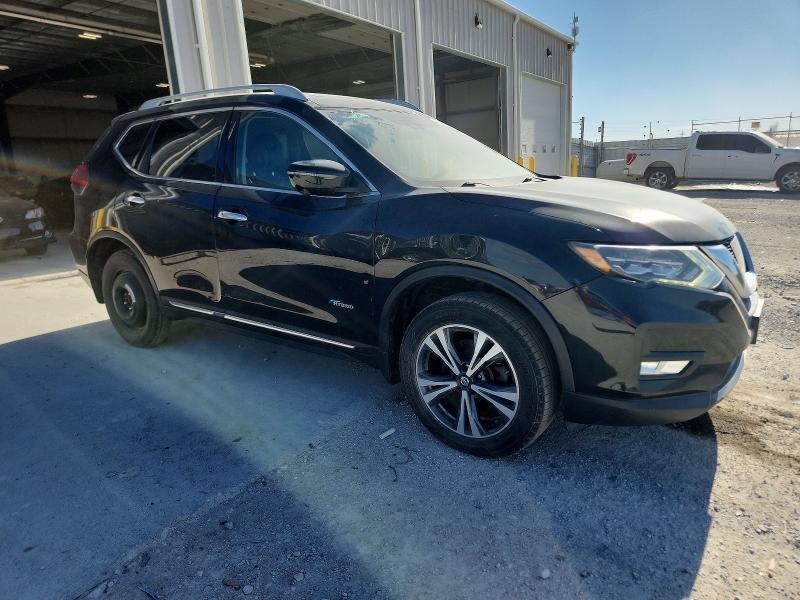 Photo 4 from auction – 2017 NISSAN ROGUE SV H with VIN 5N1ET2MV1HC768896