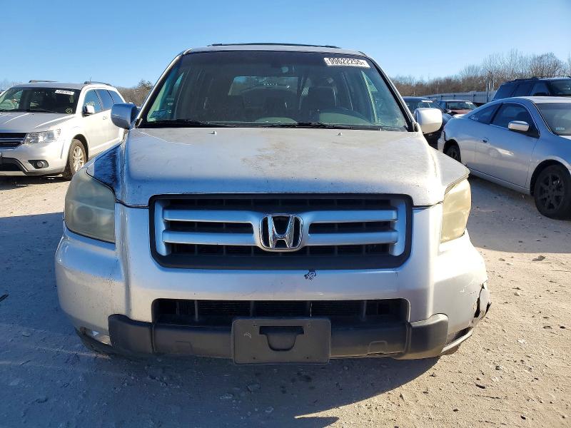Photo 5 from auction – 2006 HONDA PILOT EX with VIN 2HKYF18756H515287