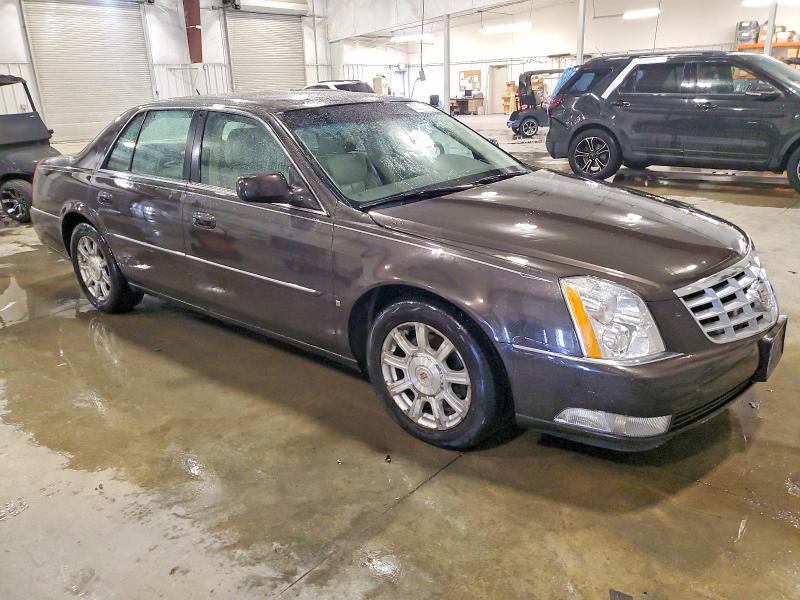 Photo 4 from auction – 2008 CADILLAC DTS with VIN 1G6KD57YX8U193805