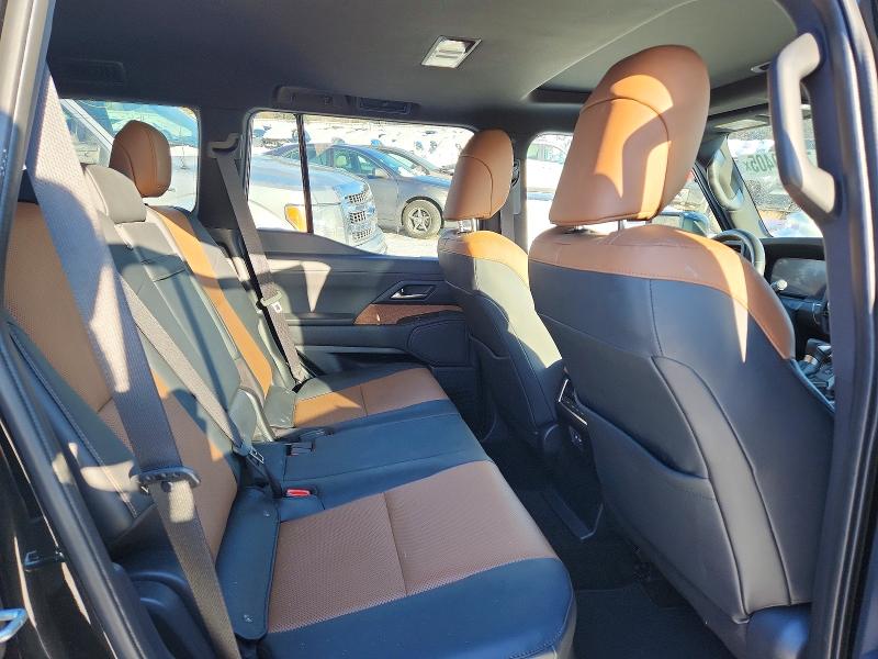 Photo 11 from auction – 2024 LEXUS GX with VIN JTJTBCDX8R5019280