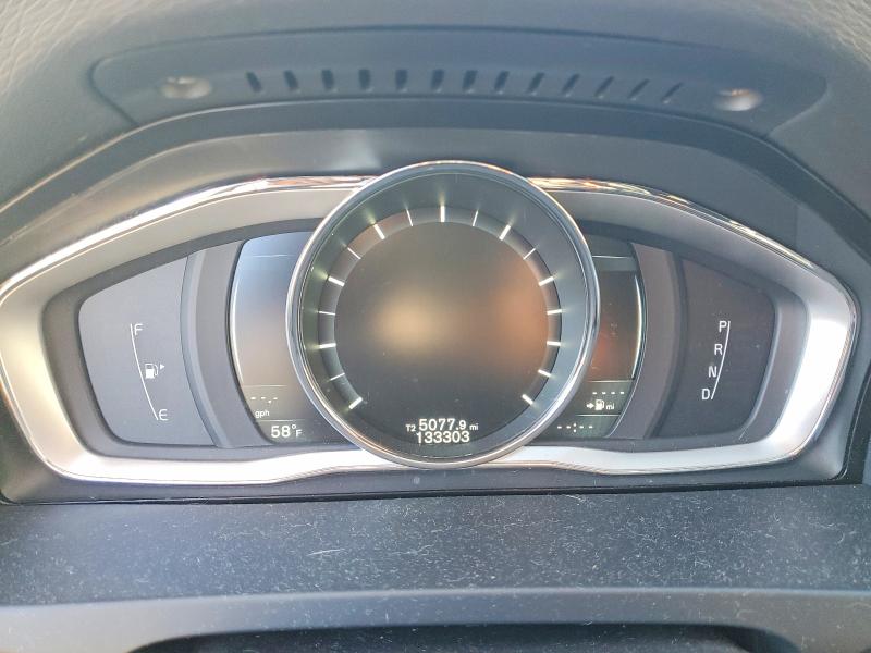 Photo 9 from auction – 2015 VOLVO V60 CROSS with VIN YV4612HK5F1001590