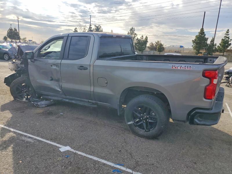 Photo 2 from auction – 2020 CHEVROLET SILVERADO with VIN 1GCRYCEF2LZ129873