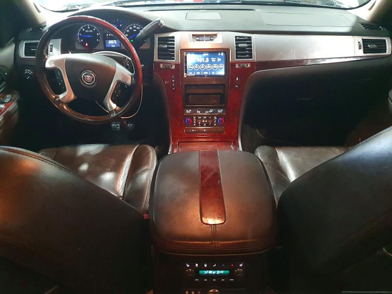 Photo 8 from auction – 2008 CADILLAC ESCALADE L with VIN 1GYFK63838R204236