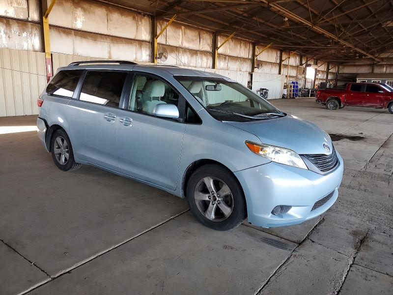 Photo 4 from auction – 2015 TOYOTA SIENNA with VIN 5TDKK3DCXFS539434