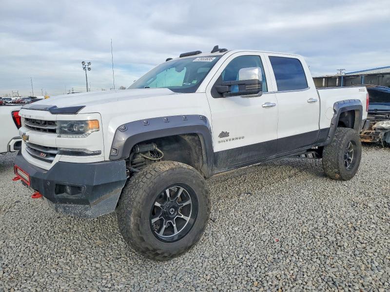 CHEVROLET SILVERADO 2017 with VIN 3GCUKSEJ0HG150299 - Photo from auction
