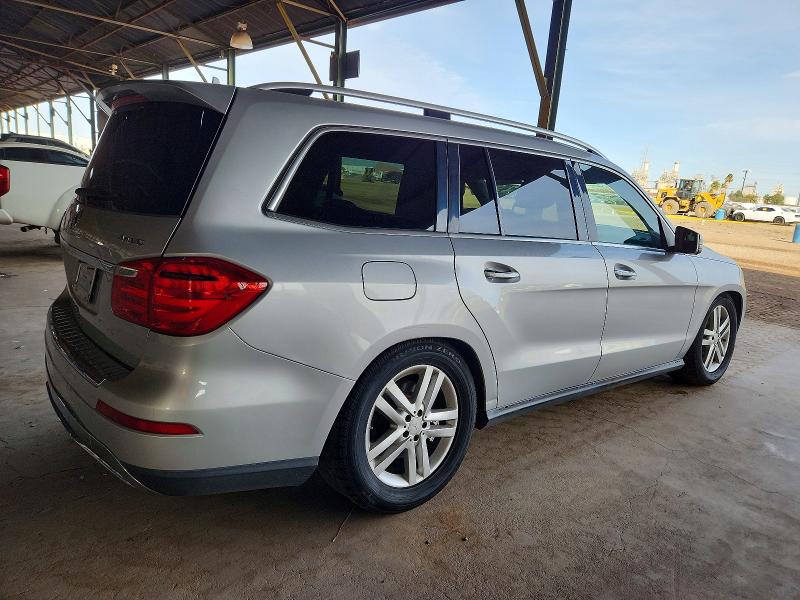 Foto 3 de la subasta – 2015 MERCEDES-BENZ GL con VIN 4JGDF6EE2FA457947