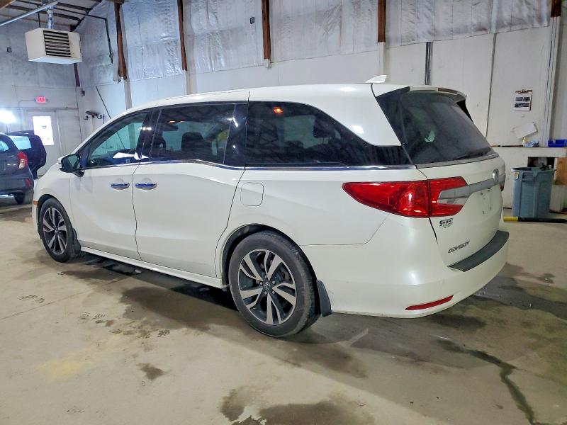 Photo 2 from auction – 2018 HONDA ODYSSEY with VIN 5FNRL6H94JB008092
