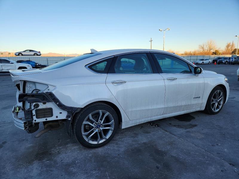 Photo 3 from auction – 2019 FORD FUSION TIT with VIN 3FA6P0RU2KR272943