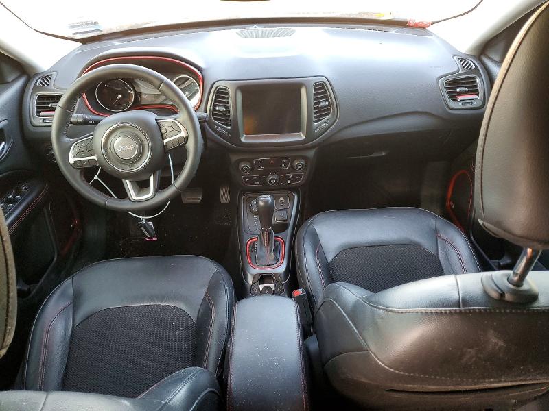 Photo 8 from auction – 2018 JEEP COMPASS with VIN 3C4NJDDB0JT308201