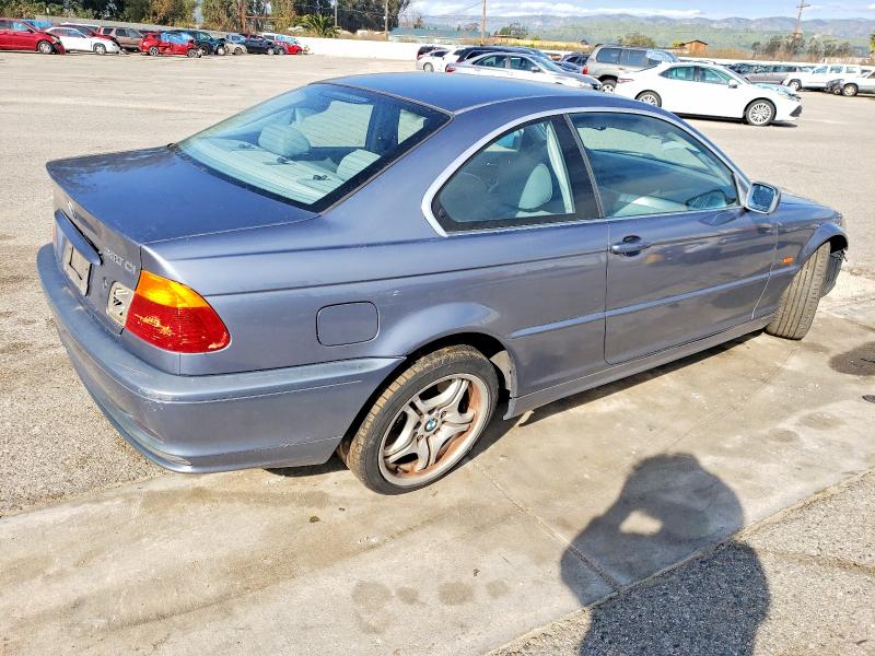 Photo 3 from auction – 2001 BMW 330 CI with VIN WBABN53431JU32628