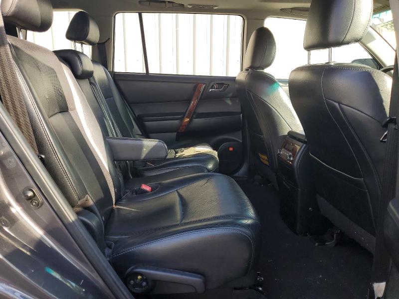 Photo 11 from auction – 2012 TOYOTA HIGHLANDER with VIN 5TDYK3EH4CS084550