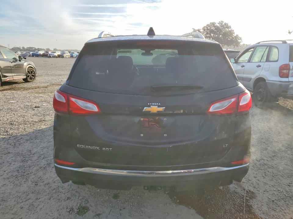 Photo 6 from auction – 2020 CHEVROLET EQUINOX LT with VIN 3GNAXLEX0LS525166