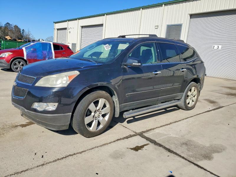 CHEVROLET TRAVERSE 2011 with VIN 1GNKRLED7BJ415817 - Photo from auction
