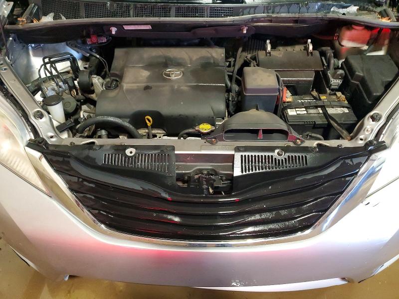 Photo 12 from auction – 2012 TOYOTA SIENNA LE with VIN 5TDKK3DC8CS235143