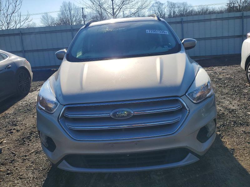 Photo 5 from auction – 2018 FORD ESCAPE SE with VIN 1FMCU0GD4JUC61731