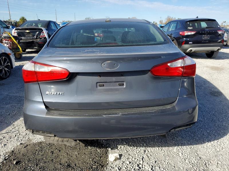 Photo 6 from auction – 2016 KIA FORTE with VIN KNAFK4A6XG5551920