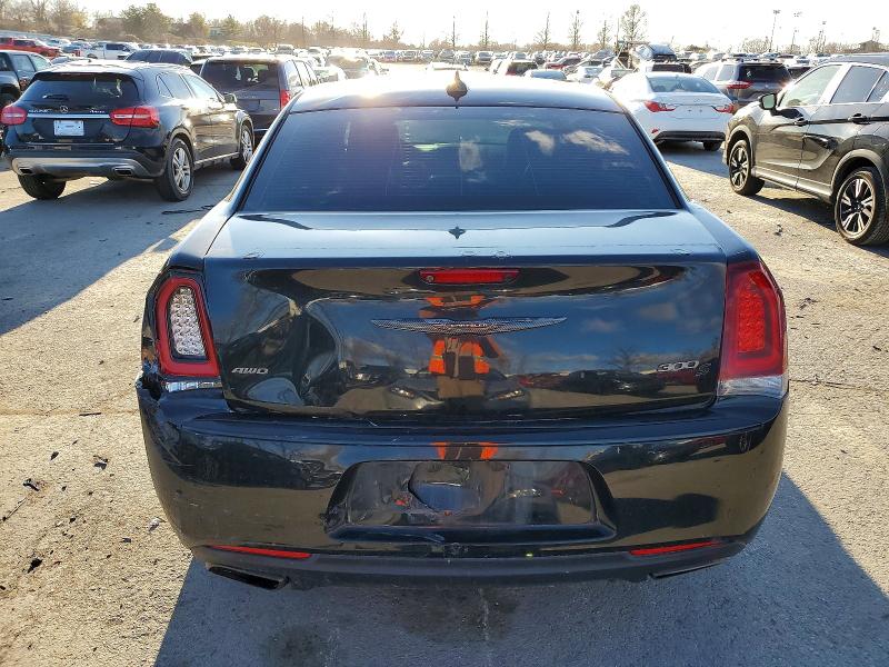 Photo 6 from auction – 2016 CHRYSLER 300 S with VIN 2C3CCAGG8GH270679