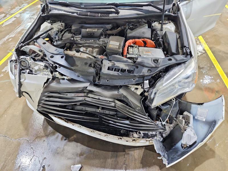 Photo 11 from auction – 2016 TOYOTA CAMRY HYBR with VIN 4T1BD1FK7GU192317