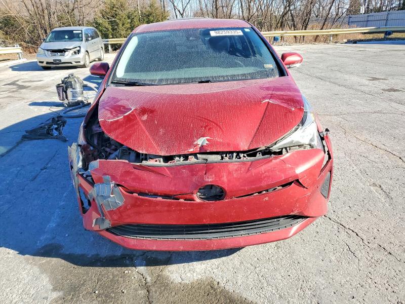 Photo 5 from auction – 2018 TOYOTA PRIUS with VIN JTDKBRFU7J3588402