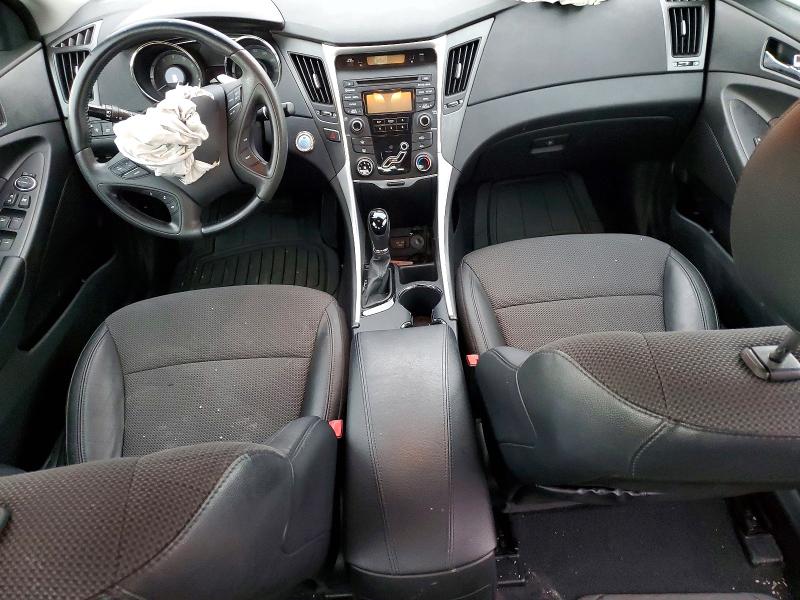 Photo 8 from auction – 2013 HYUNDAI SONATA SE with VIN 5NPEC4AC1DH733311