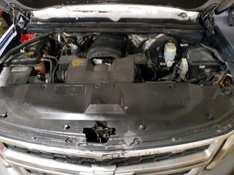 Photo 12 from auction – 2016 CHEVROLET SUBURBAN K with VIN 1GNSKHKC6GR312068