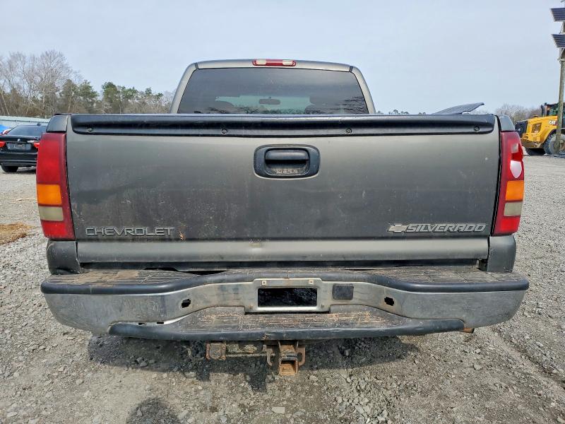 Photo 6 from auction – 2002 CHEVROLET SILVERADO with VIN 2GCEC19V921136197