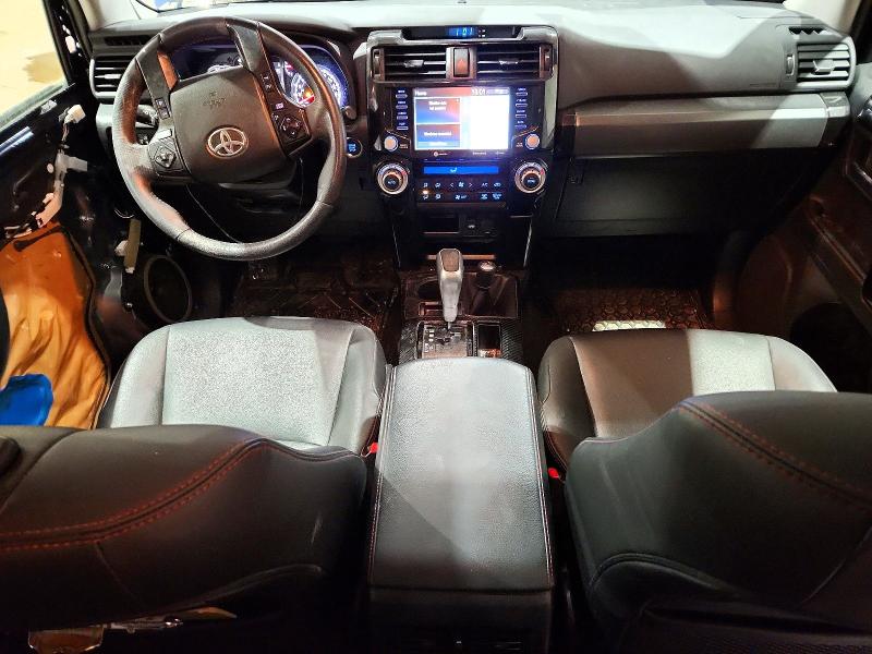 Photo 8 from auction – 2022 TOYOTA 4RUNNER with VIN JTERU5JR4N6034772
