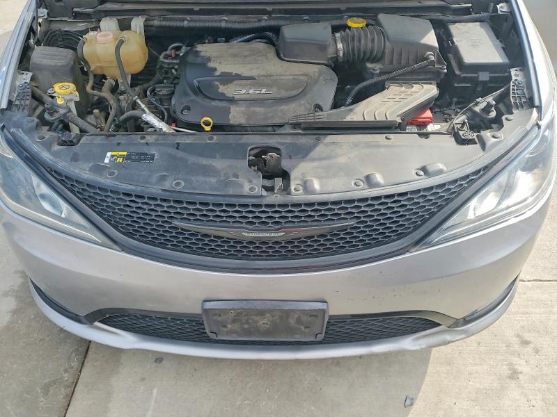Photo 12 from auction – 2018 CHRYSLER PACIFICA T with VIN 2C4RC1FG0JR357825