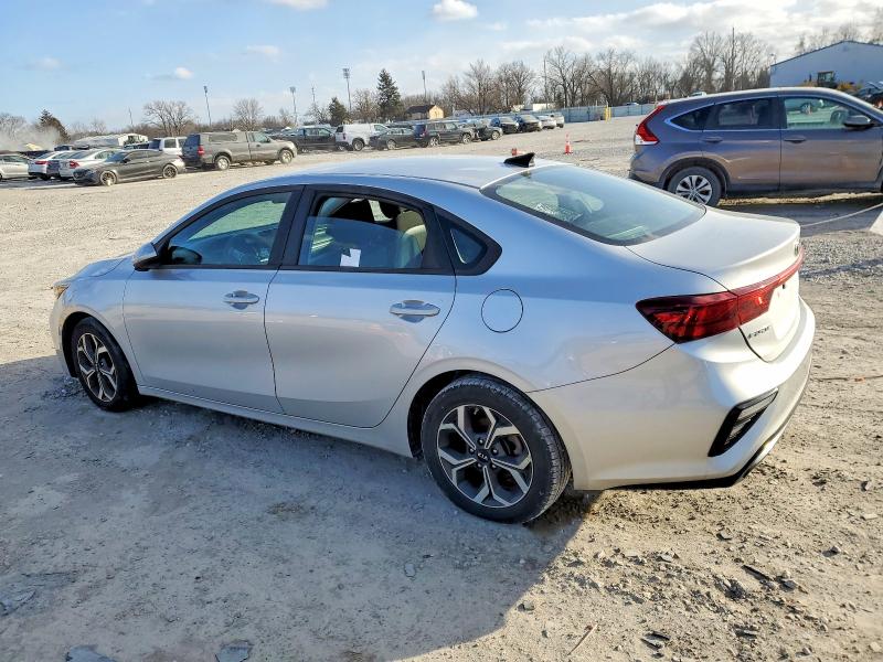 Photo 2 from auction – 2021 KIA FORTE FE with VIN 3KPF24AD8ME271687