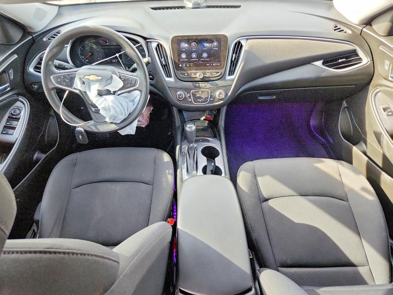 Photo 8 from auction – 2020 CHEVROLET MALIBU LS with VIN 1G1ZB5ST0LF136368