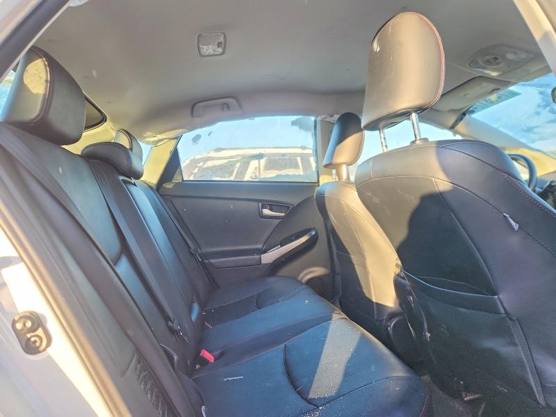 Photo 11 from auction – 2013 TOYOTA PRIUS with VIN JTDKN3DU7D1645463